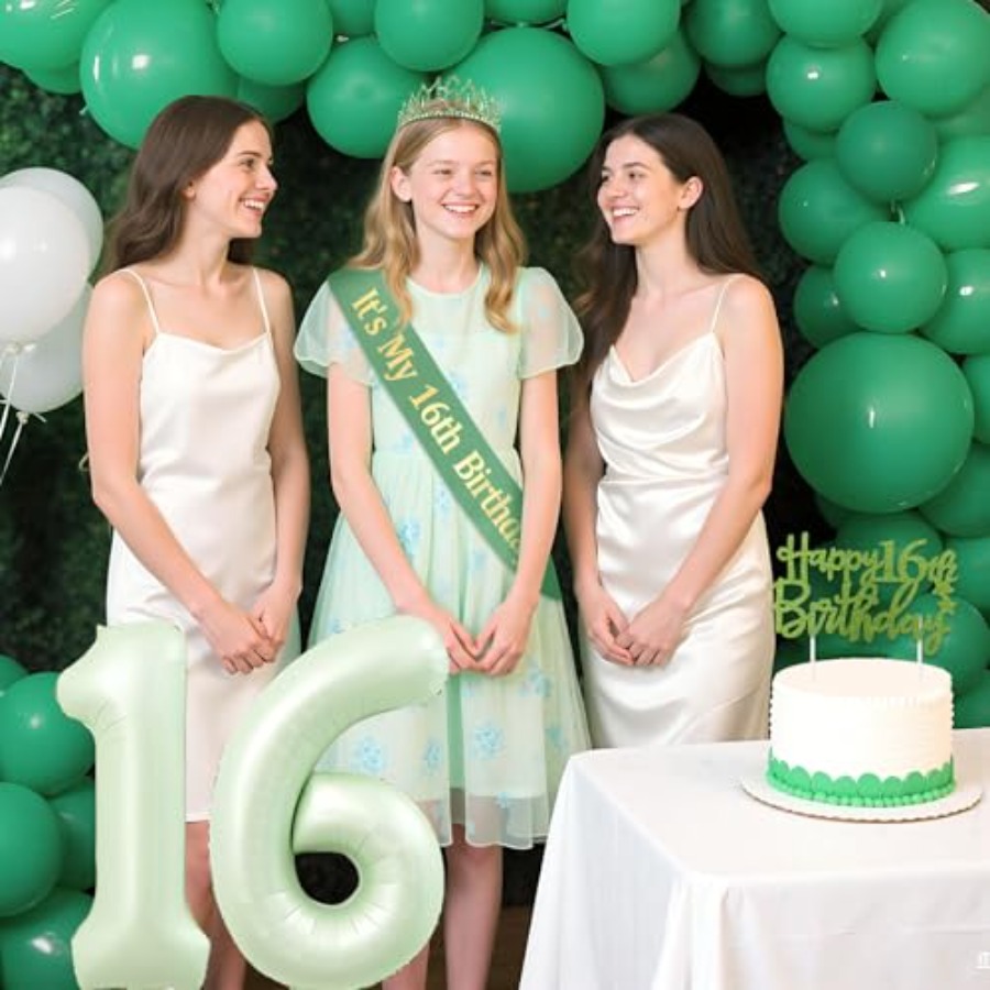 Birthday Decorations for Girls - Birthday Sash Glitter recension och pris